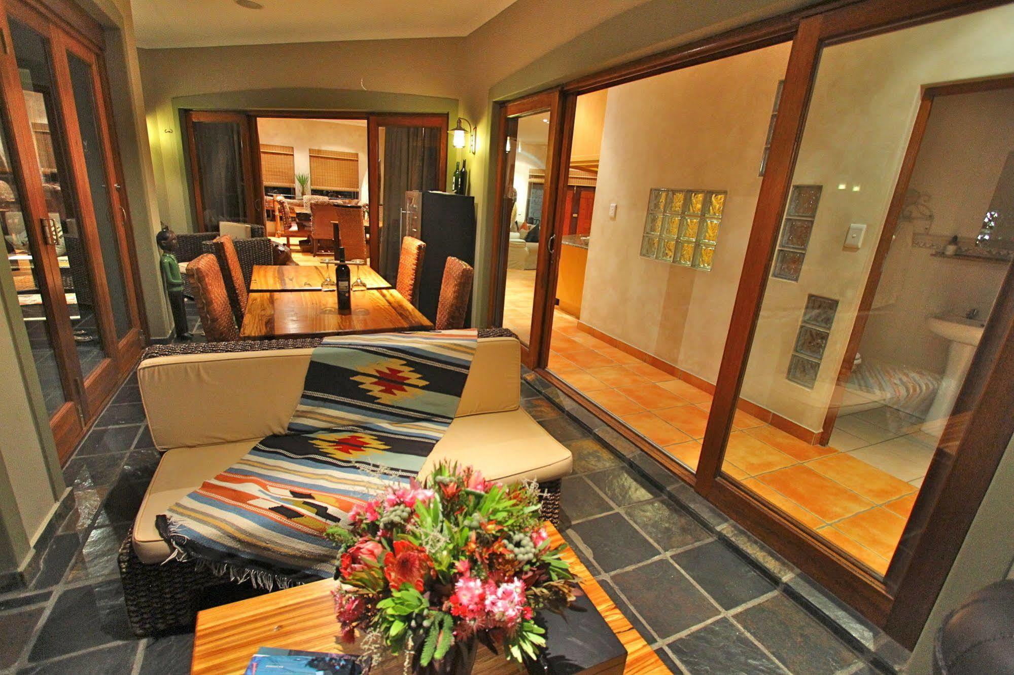 Villachad Guesthouse Kleinmond Luaran gambar